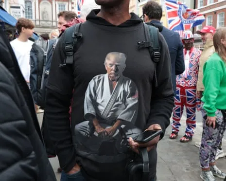 Superfans Gather in Windsor to Animate the President’s Event of Minimal Action